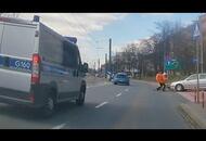Potrącenie rowerzysty na oczach policji i brak reakcji
